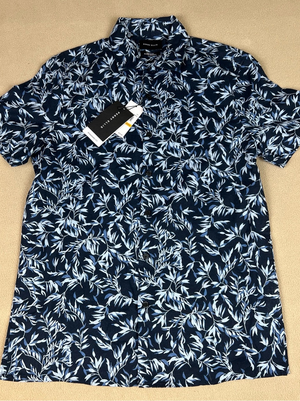 Perry Ellis Standard Fit Button-Up Short Sleeve Linen Blend Shirt, Travel. Sz S